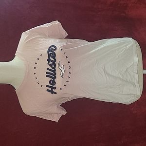 🦋Hollister tee